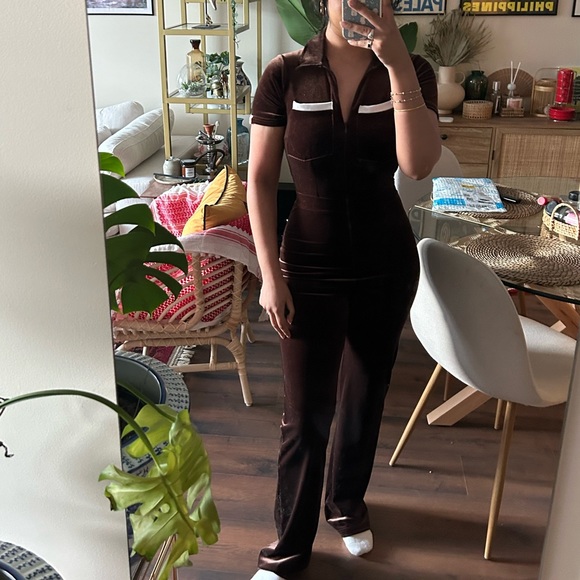 Peachy Den Kernel velvet jumpsuit - Picture 4 of 4